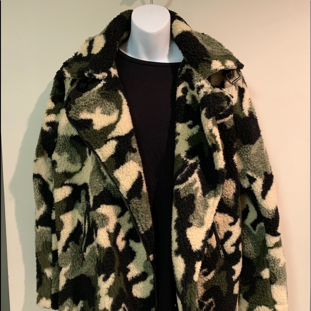 Love Tree Camo Jacket